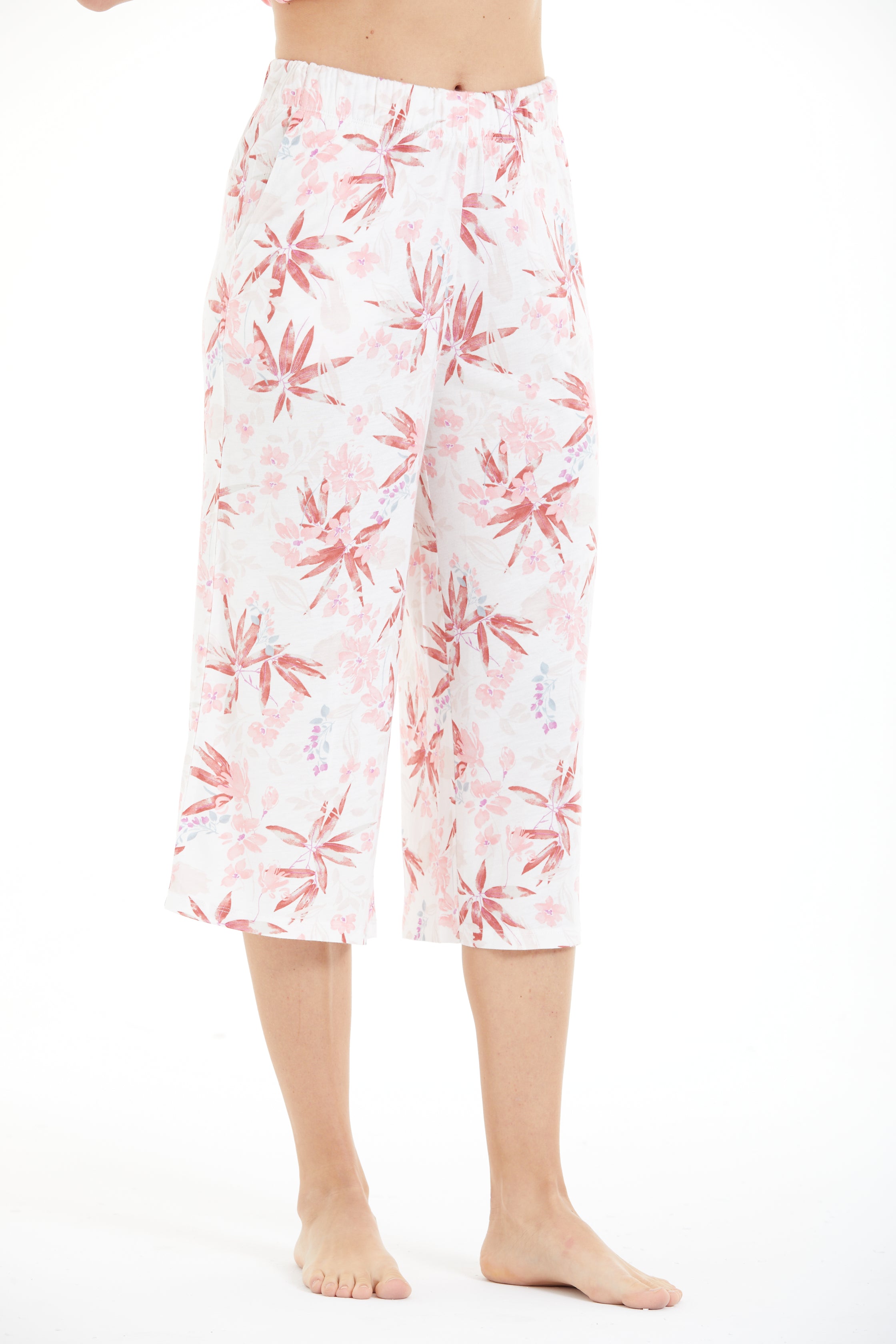 Comfortable Floral Patterned 100% Viscose Capri Pants LLC-0010 V6